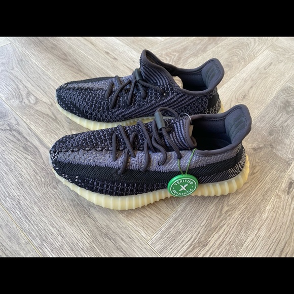 YEEZY BOOST 350 ASRIEL. ORIGINAL BOX NEVER WORN. main image 4